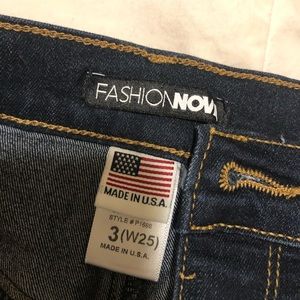 Fashion nova jeans